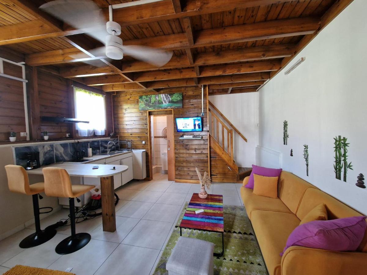 Le Cosy Bungalow De Lili / 5Min De L'Aeroport Les Abymes Exterior photo